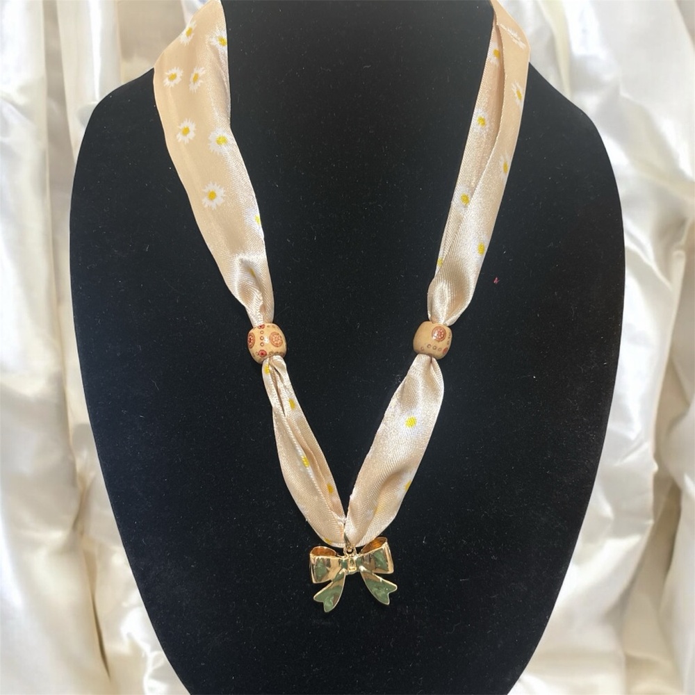 (#43) Handmade Cream and Gold Floral Necklace